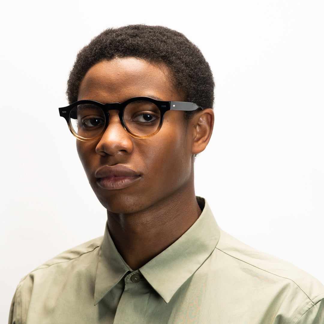 Negro-Desvanecido-Amarillo